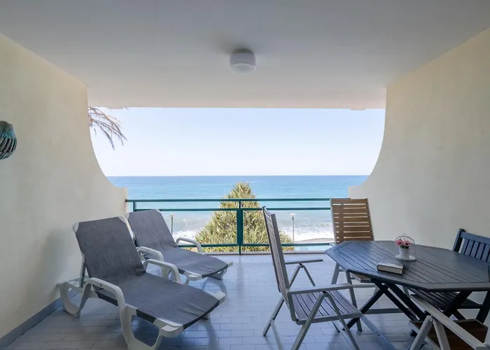 Atlantic View Apartment At Formosa Beach